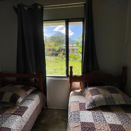 Large & Confortable Family House La Fortuna Exteriör bild